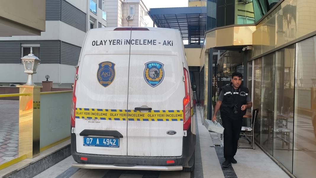 Rus turist otel koridorunda ölü bulundu! 2